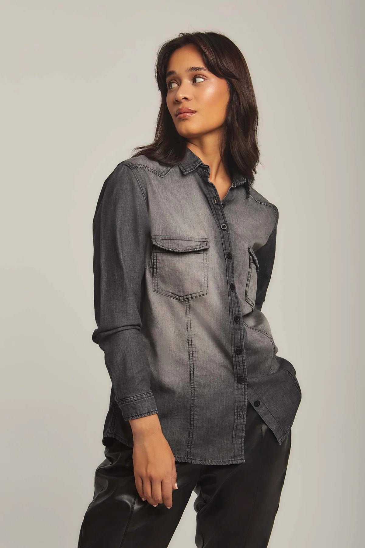 داليدرس بلوزة نسائي جينز بأزرار أمامية كم طويل رمادي شفاف