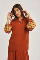 داليدرس بلوزة سادة كم طويل بف منقوش متعدد الألوان