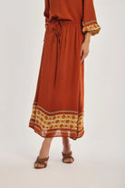 داليدرس تنورة نسائية منقوشة من الاسفل متعدد الألوان