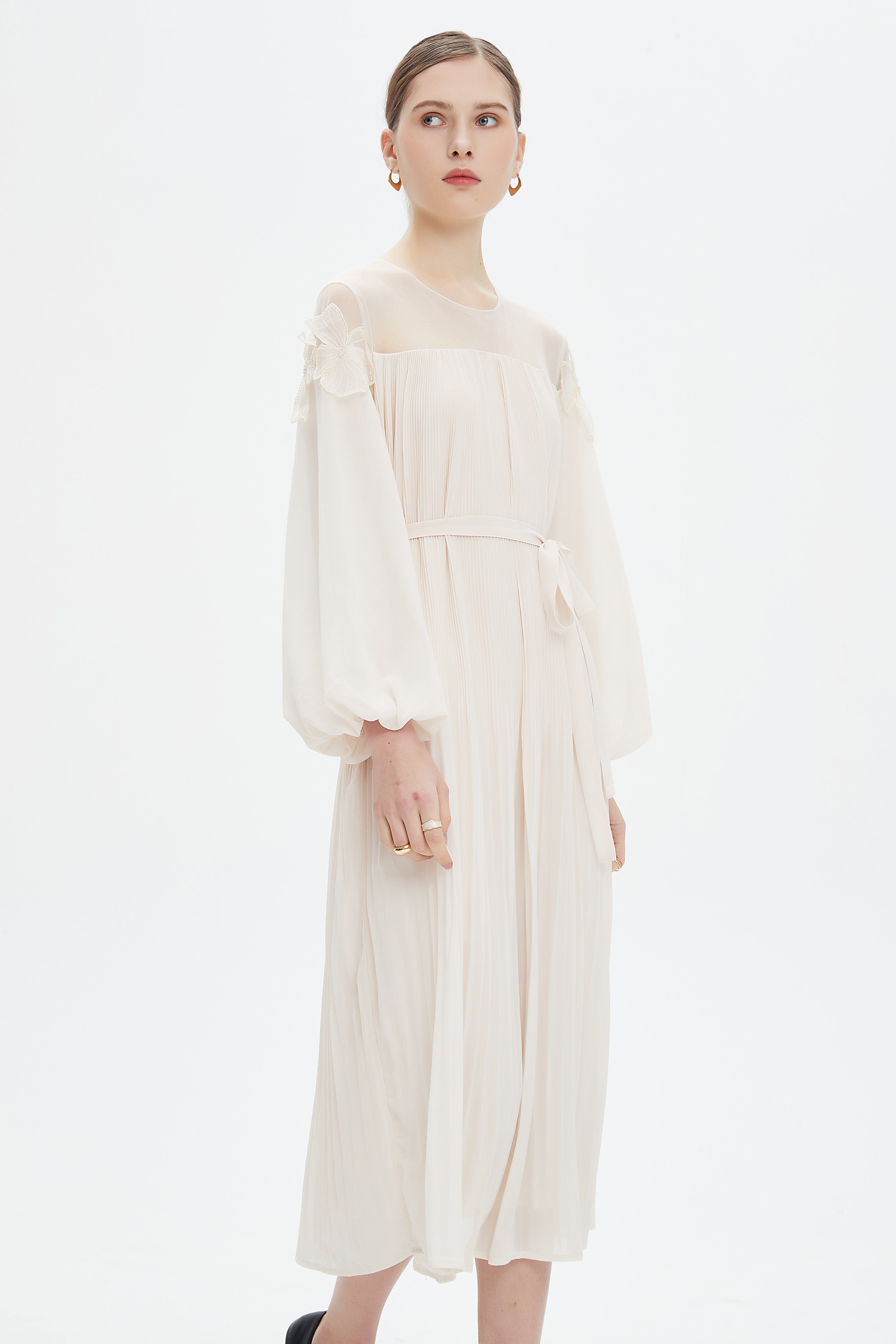 نتشي فستان ميدي بأكمام طويلة بكسرات ضيقة نسائي