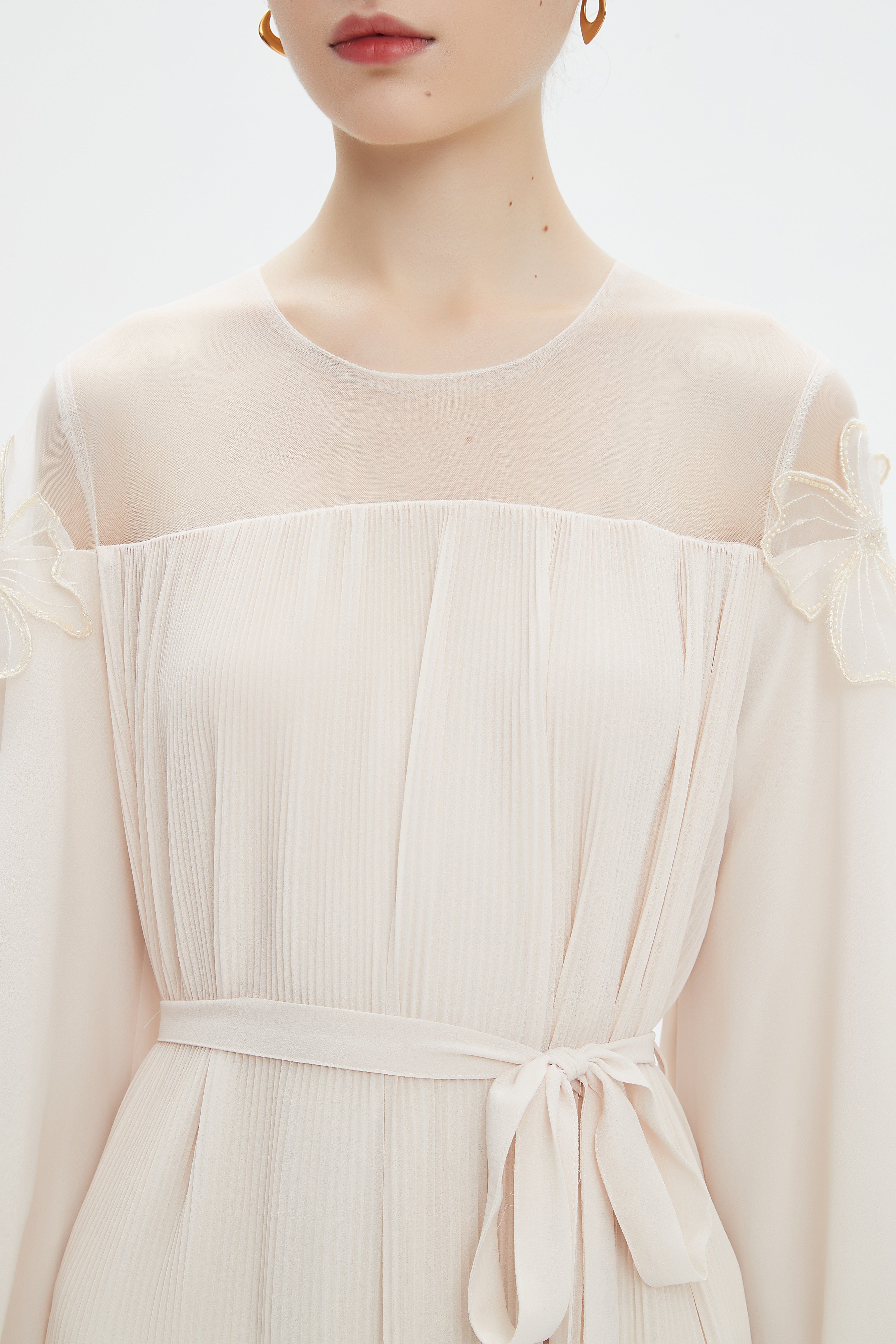 نتشي فستان ميدي بأكمام طويلة بكسرات ضيقة نسائي