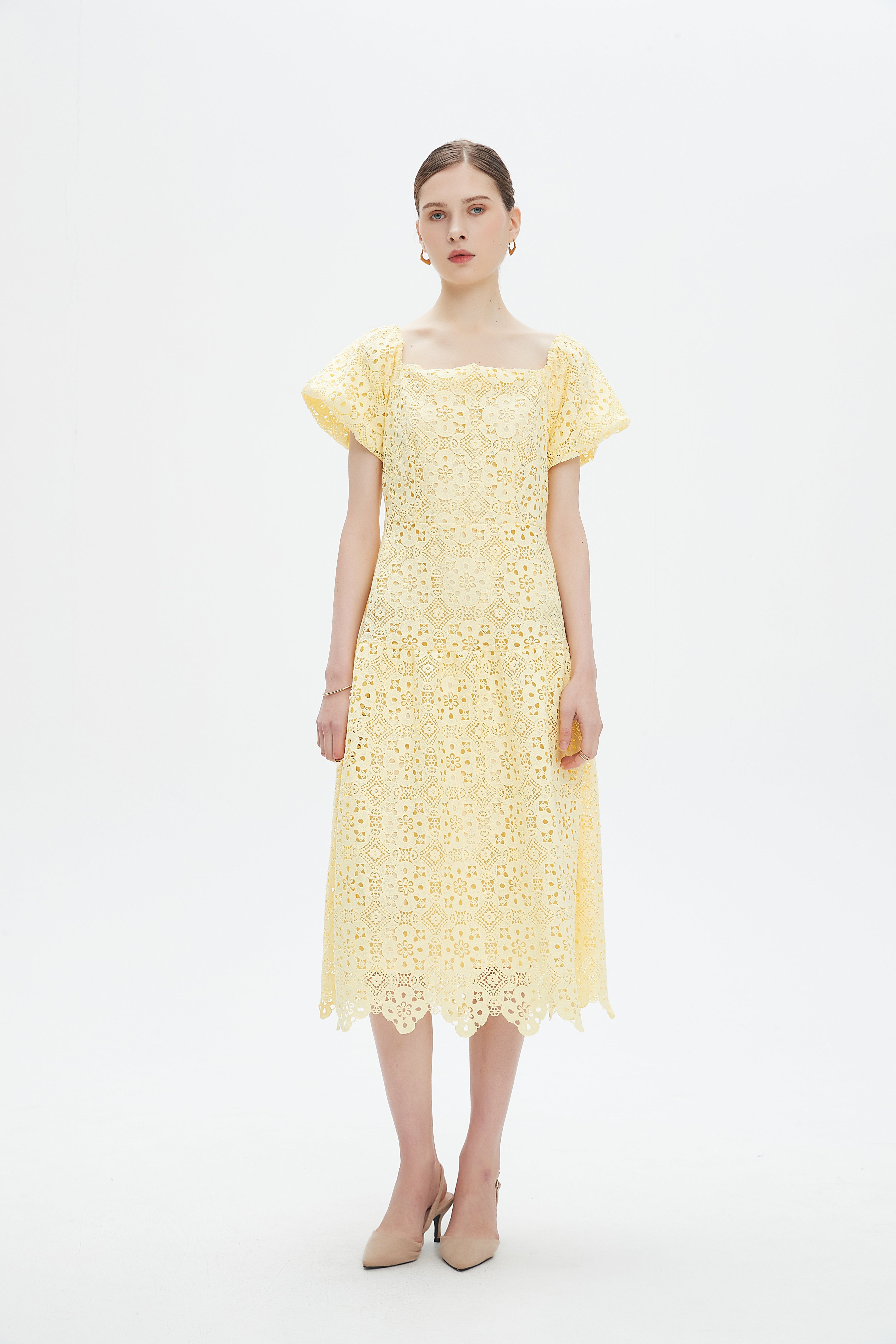 نتشي فستان ميدي مورد كم قصير بف نسائي