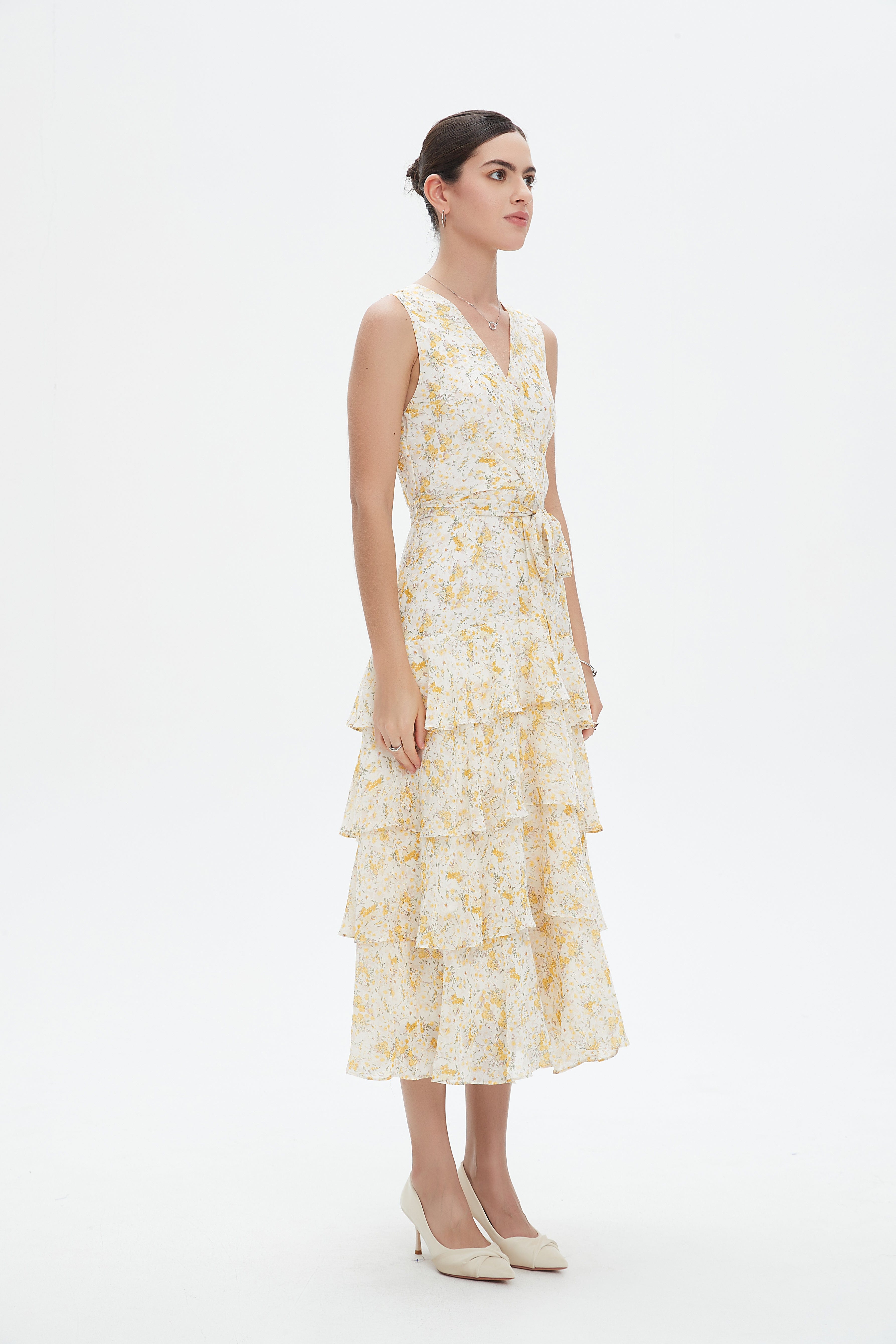 نتشي فستان ميدي مشجر بدون أكمام بفتحة صدر سبعة