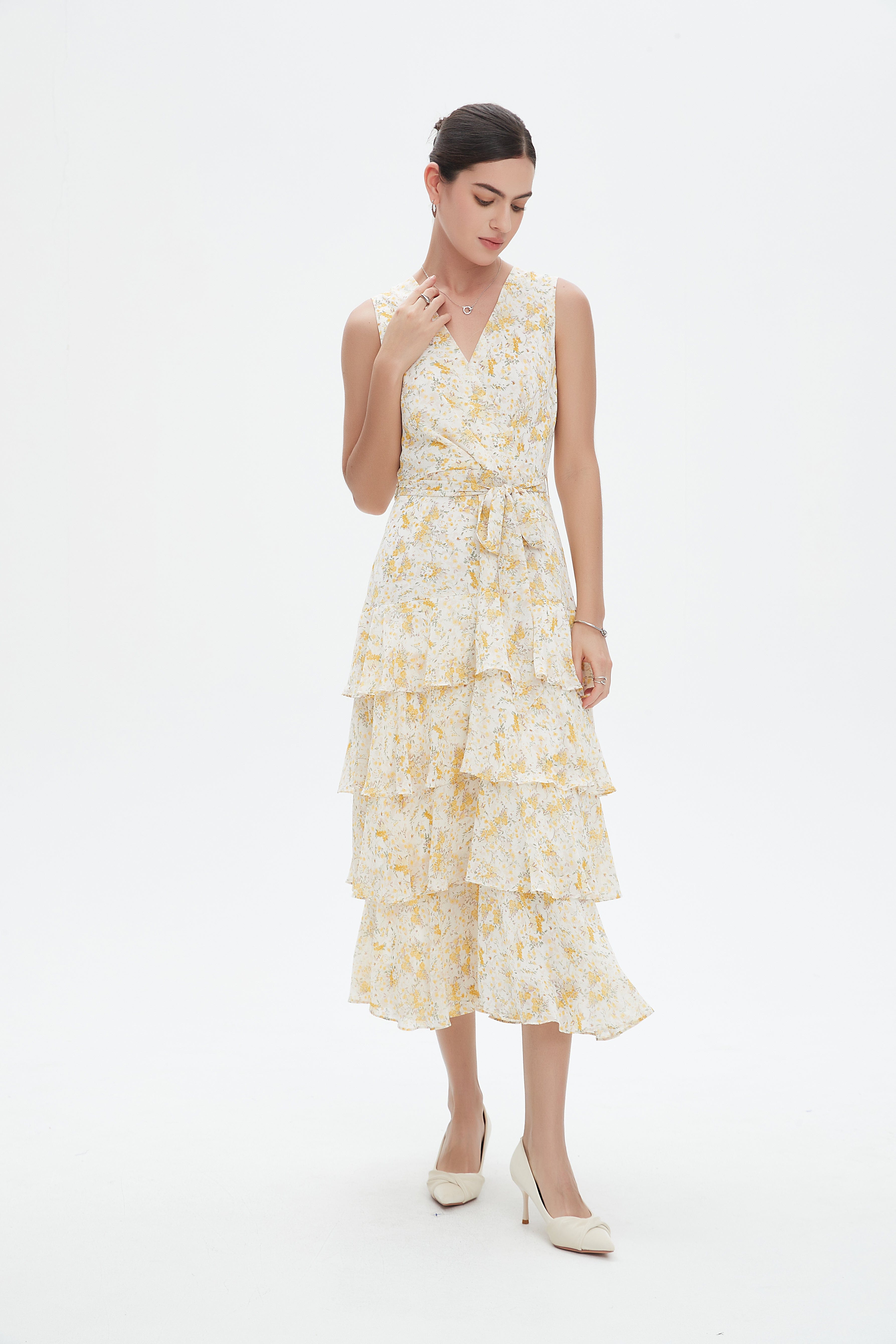 نتشي فستان ميدي مشجر بدون أكمام بفتحة صدر سبعة