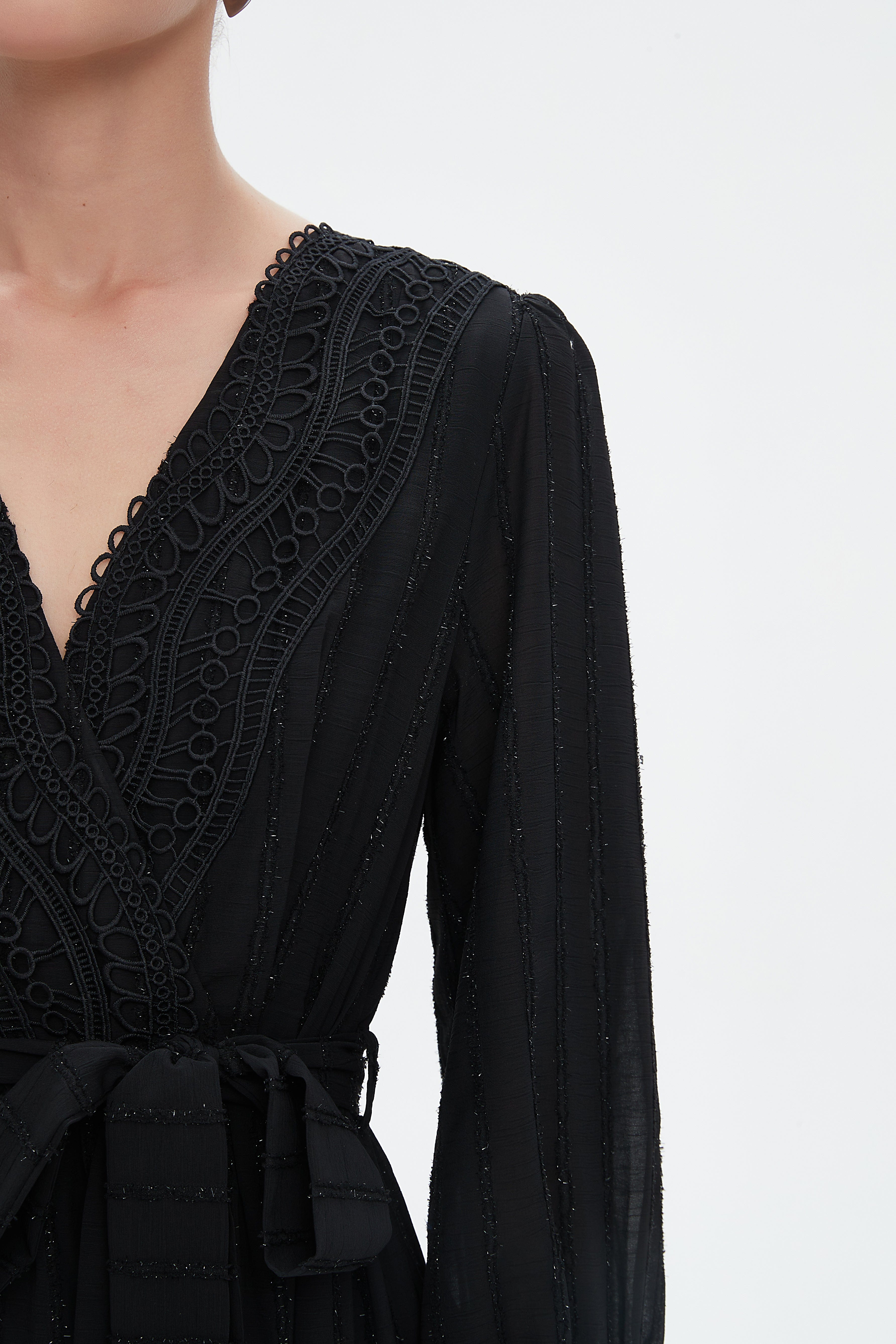 نتشي فستان ماكسي بأكمام طويلة برباط على الخصر نسائي