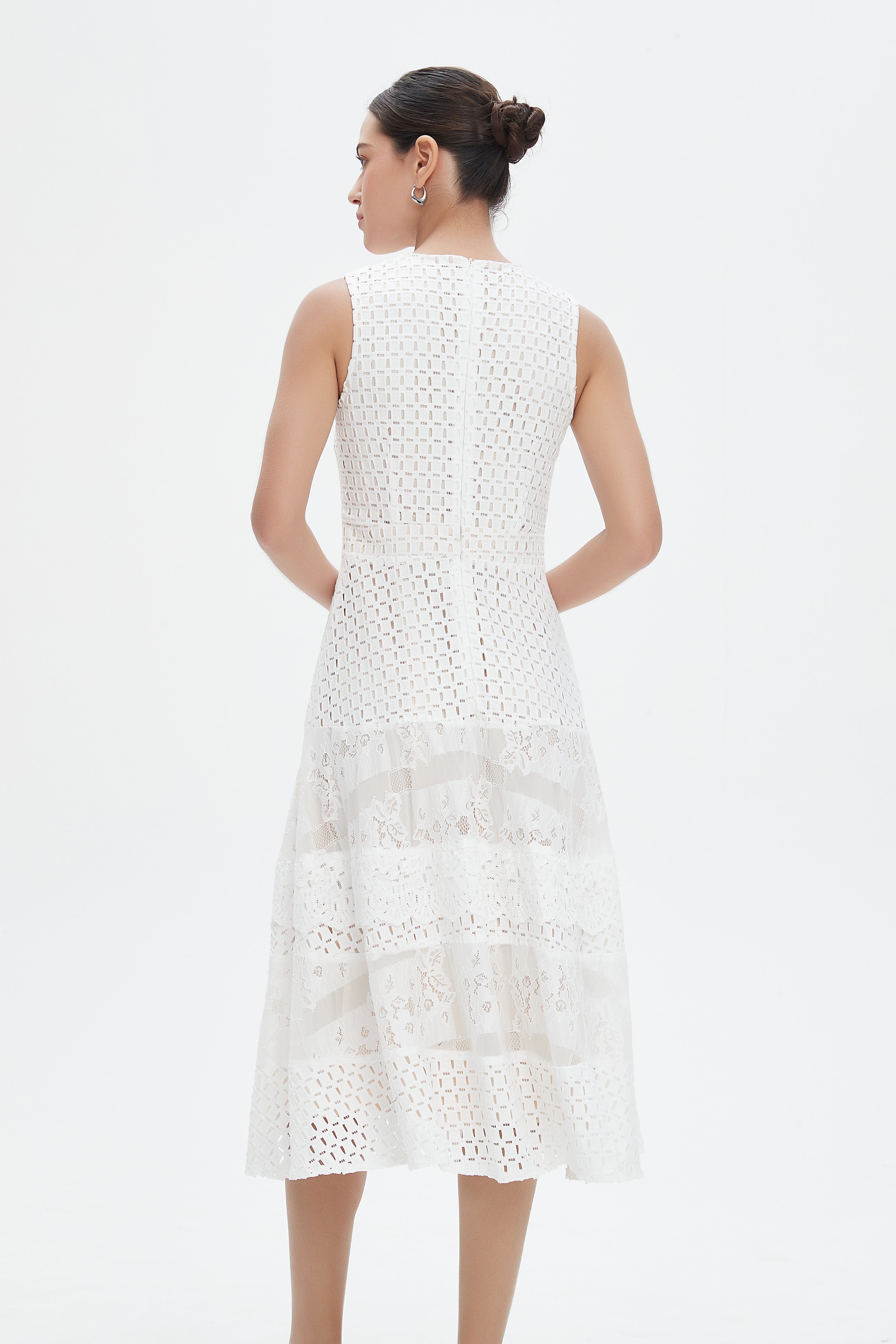 نتشي فستان ميدي بلا أكمام منفوش نسائي