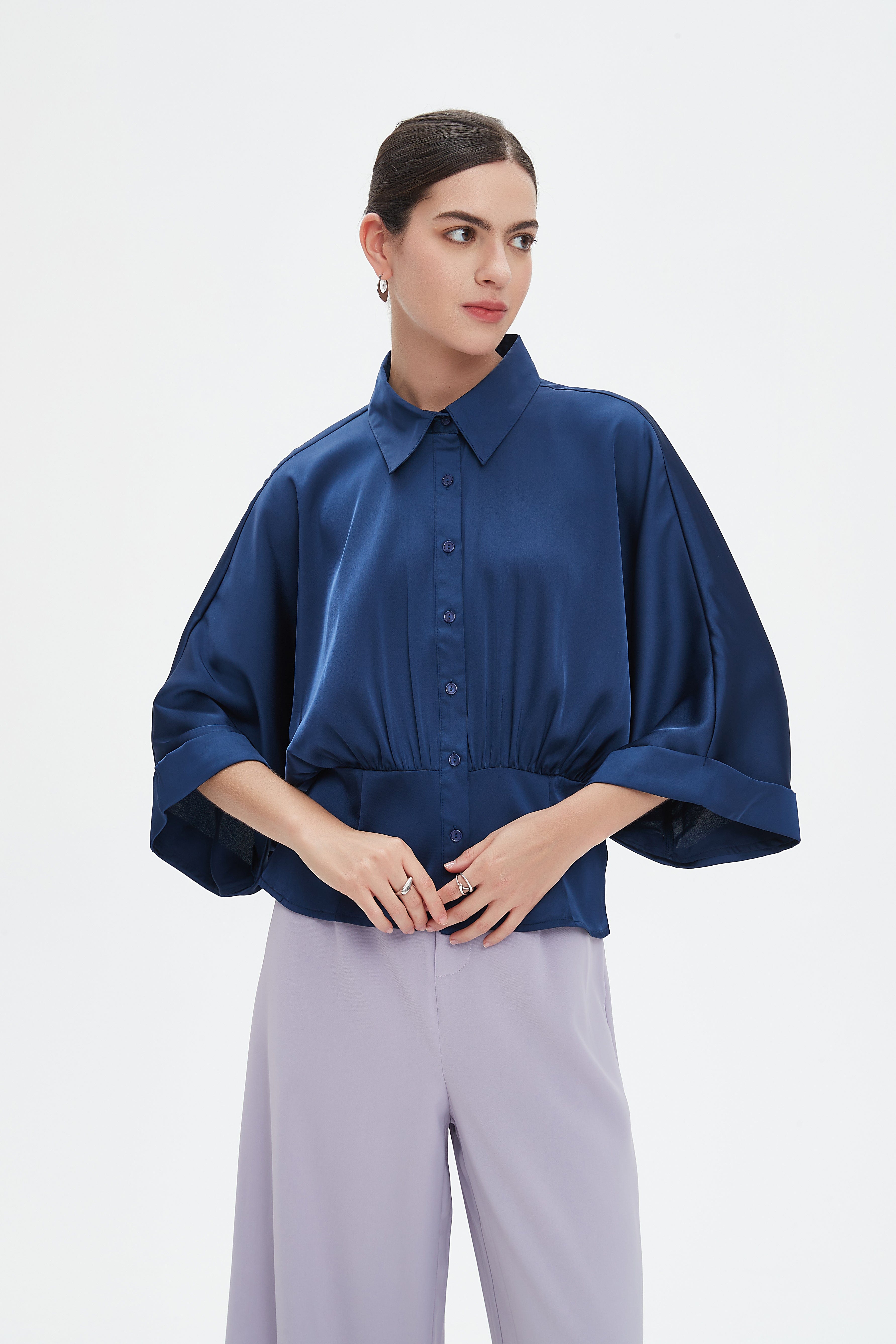 نتشي قميص بأكمام 3/4 سادة بأزرار أمامية نسائي