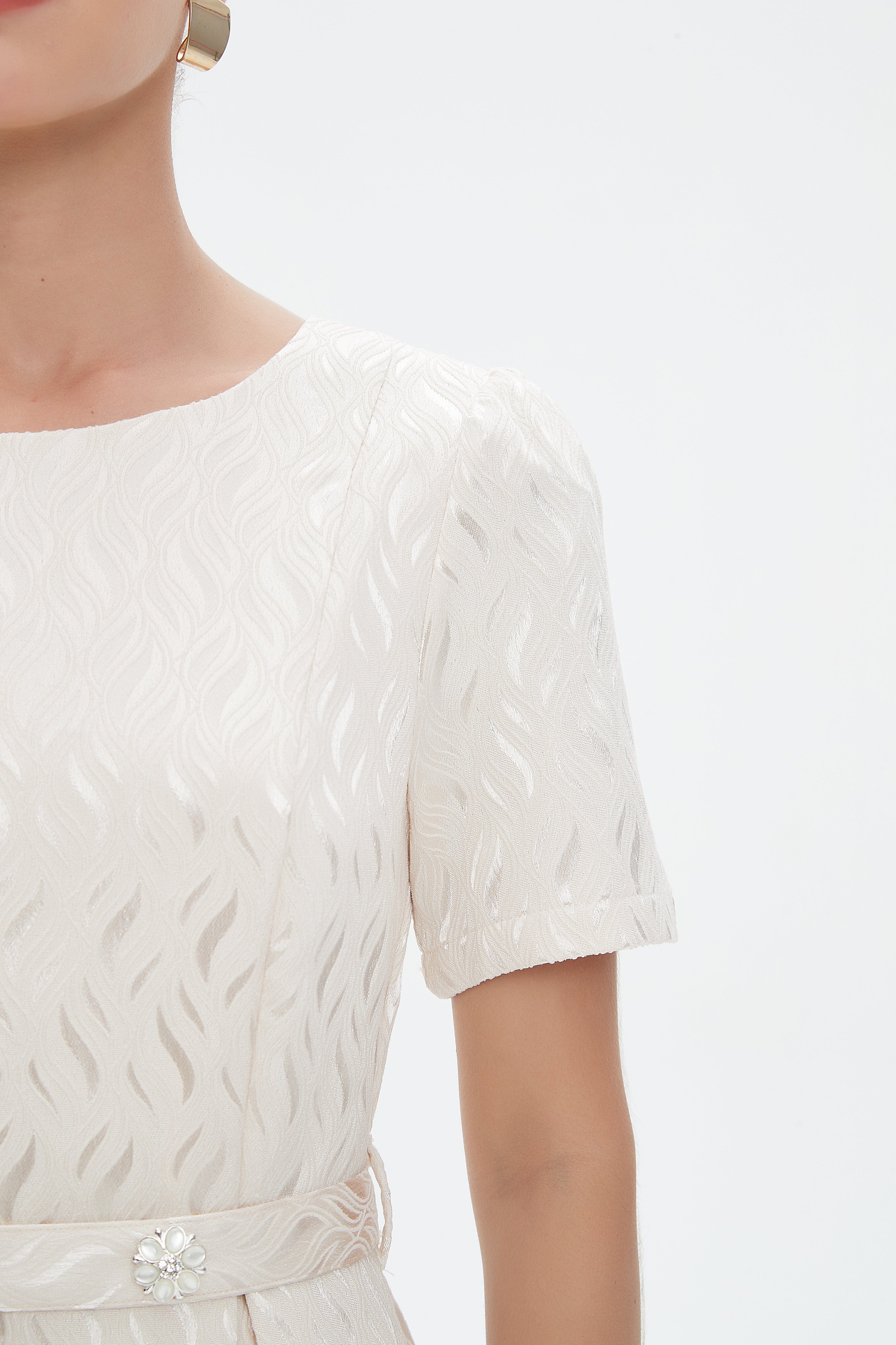 نتشي فستان سهرة ميدي مخصر كلوش من أسفل كم قصير نسائي