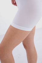 كارينا هوت شورت ميكروفايبر سادة