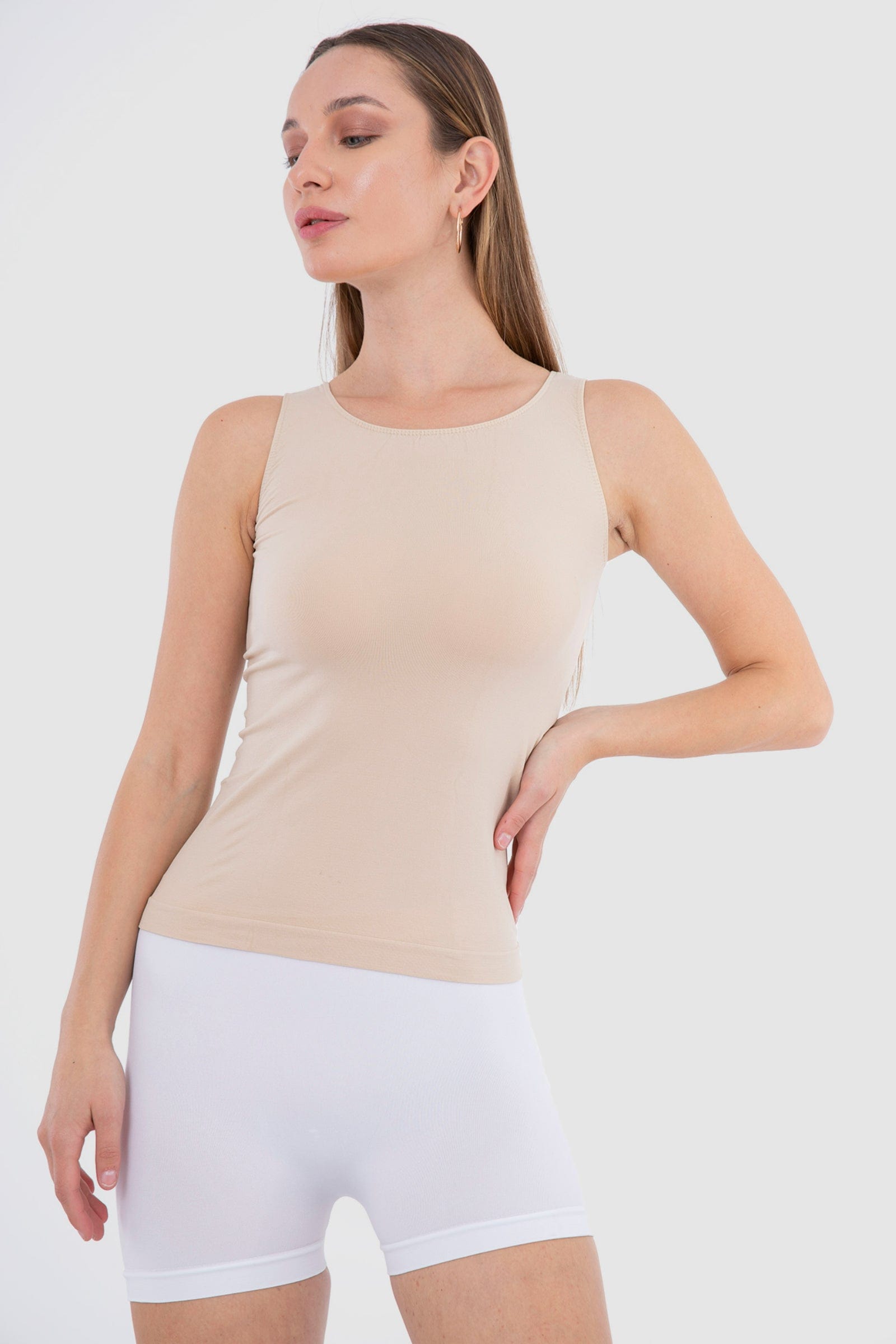 كارينا بلوزة سادة كت مايكروفايبر بياقة دائرية