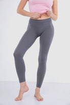 كارينا ليقنز ضيق سادة مايكروفايبر