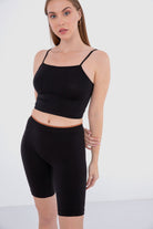 كارينا شورت ليجن رياضي قطن بحواف ملونة