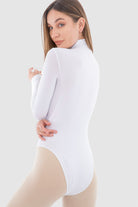 كارينا بودي سوت سادة بأكمام طويلة من الألياف الدقيقة