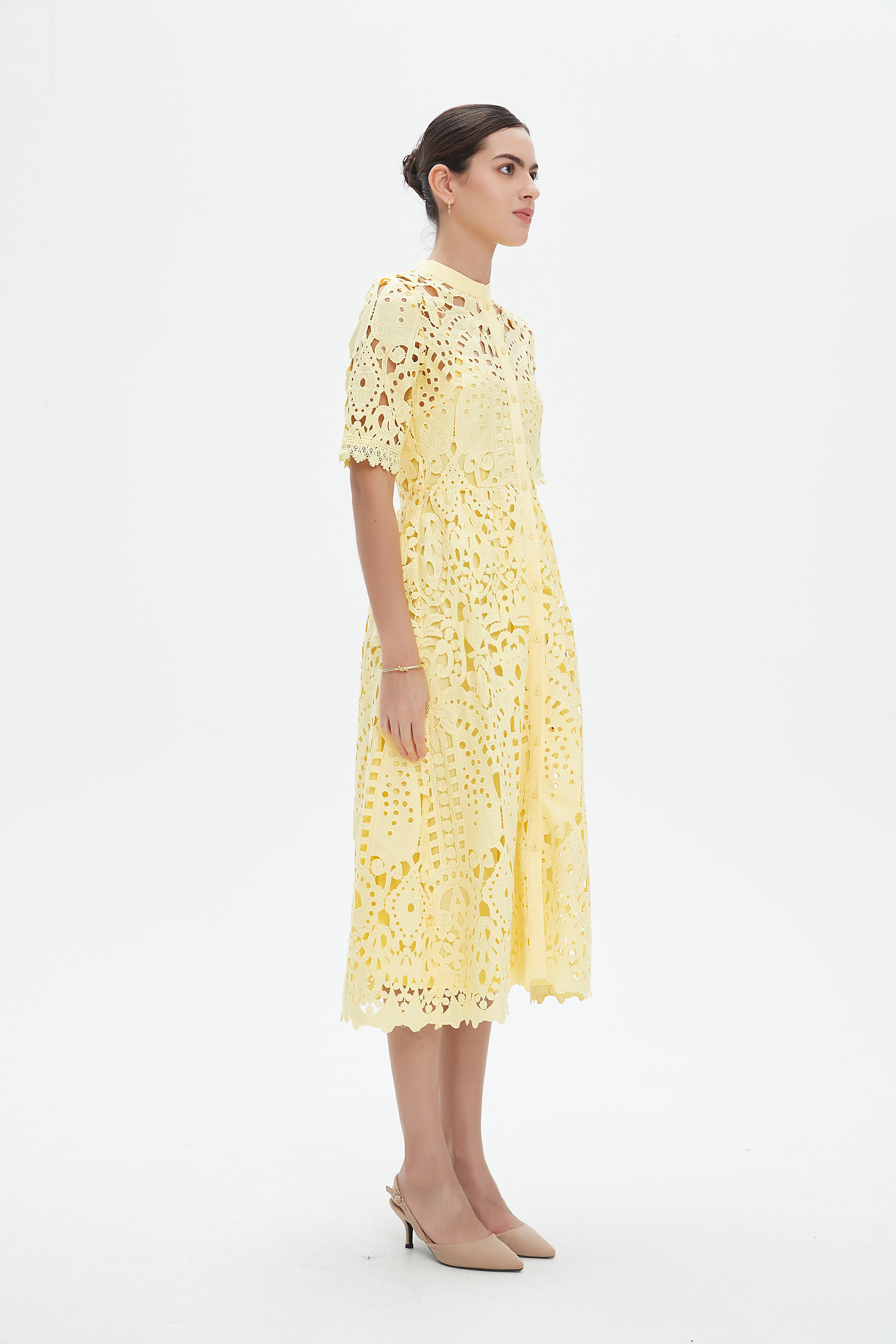 نتشي فستان ميدي  دانتيل نسائي بأكمام قصيرة مخرمة