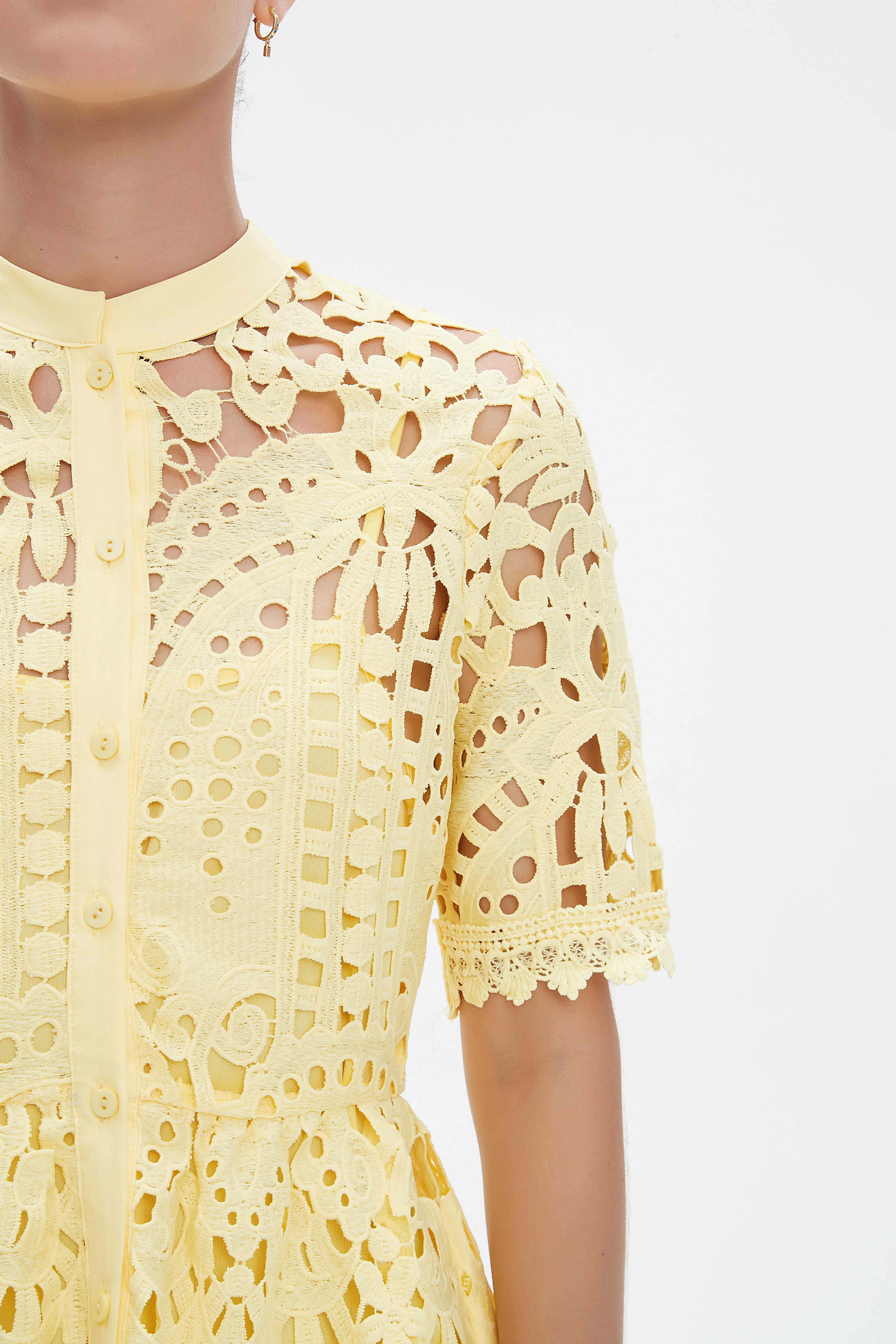 نتشي فستان ميدي  دانتيل نسائي بأكمام قصيرة مخرمة