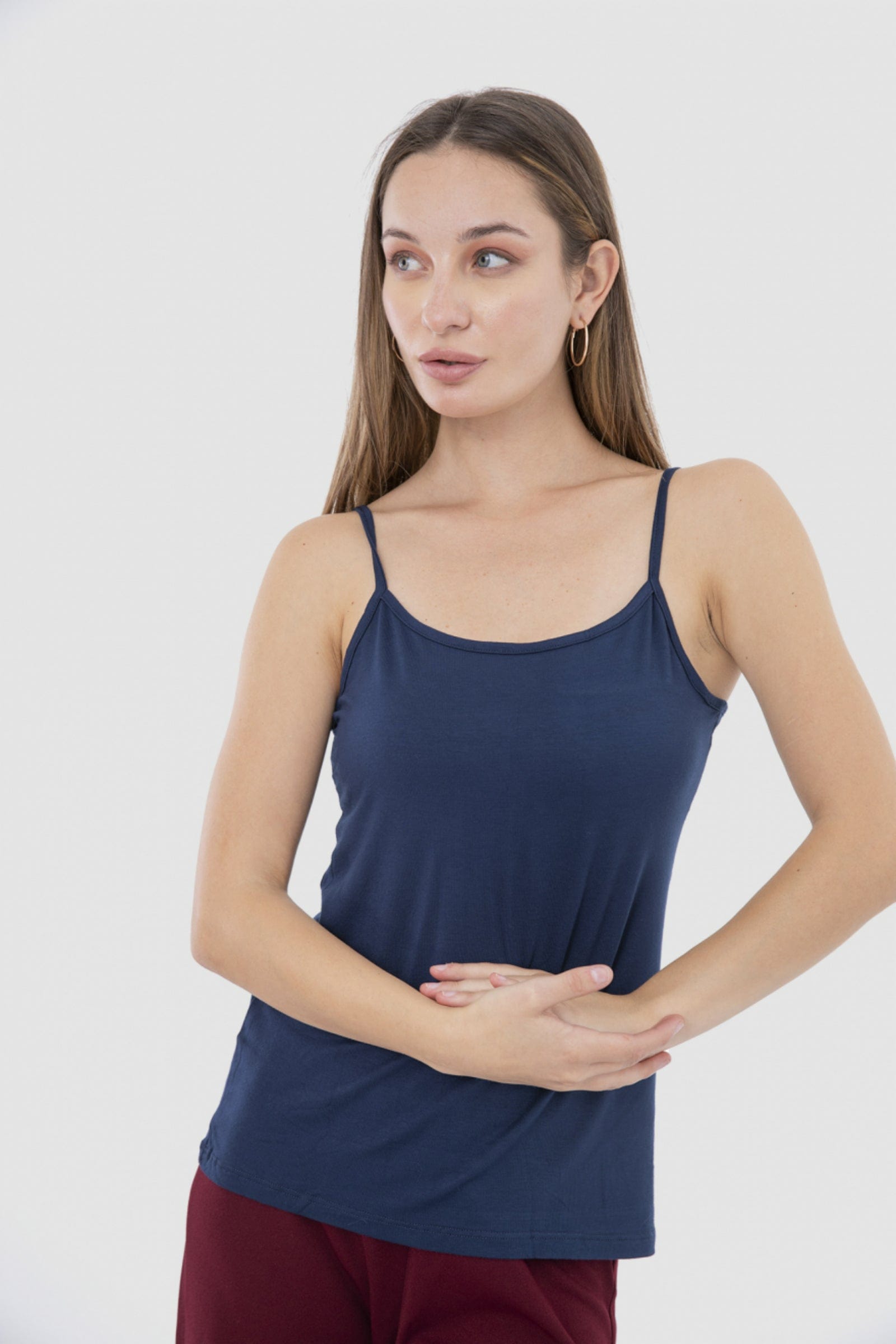 كارينا بلوزة بدون أكمام حمالات رفيعة من الفيسكوز