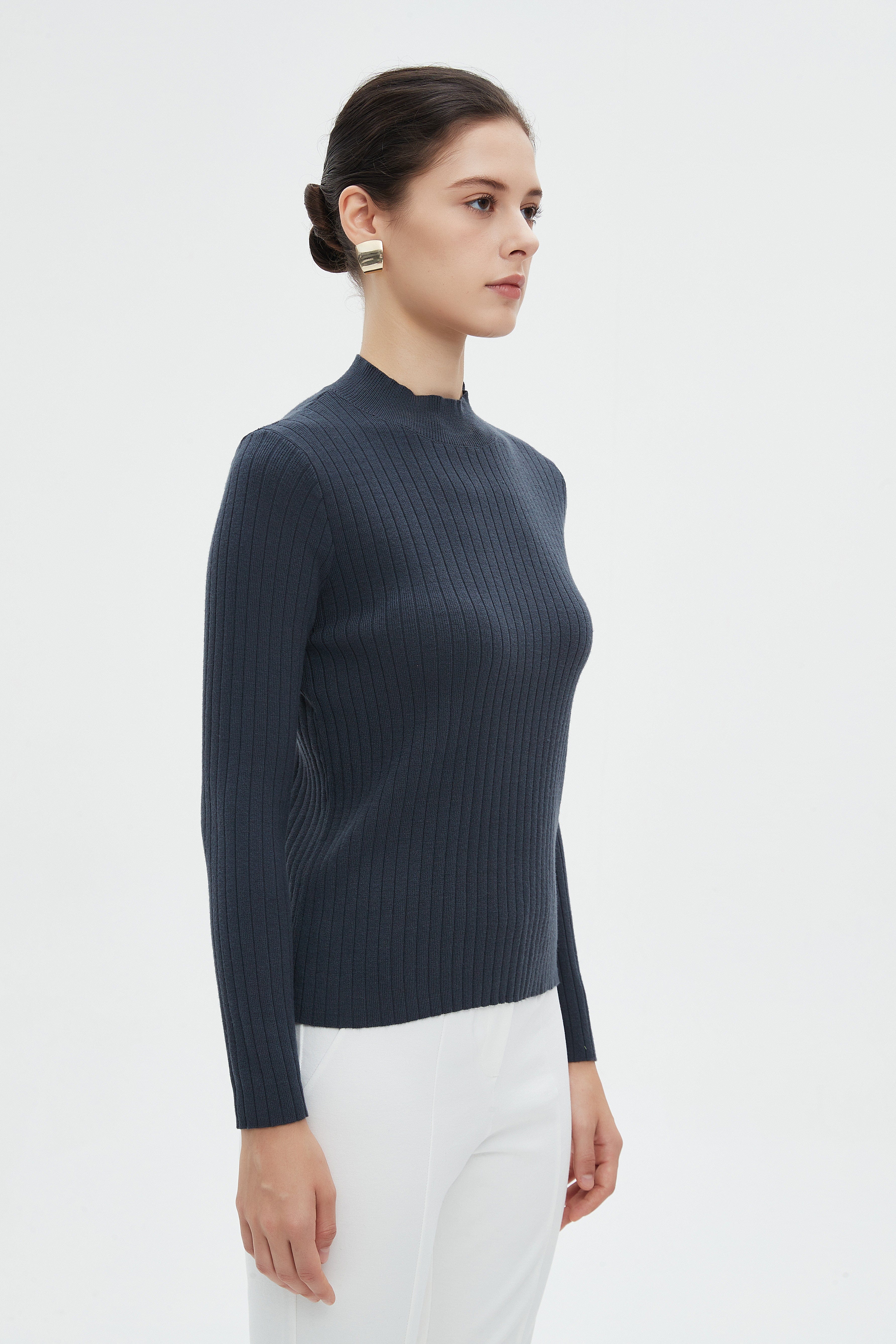 ميكا بلوزة نسائية شتوية بأكمام طويلة سادة