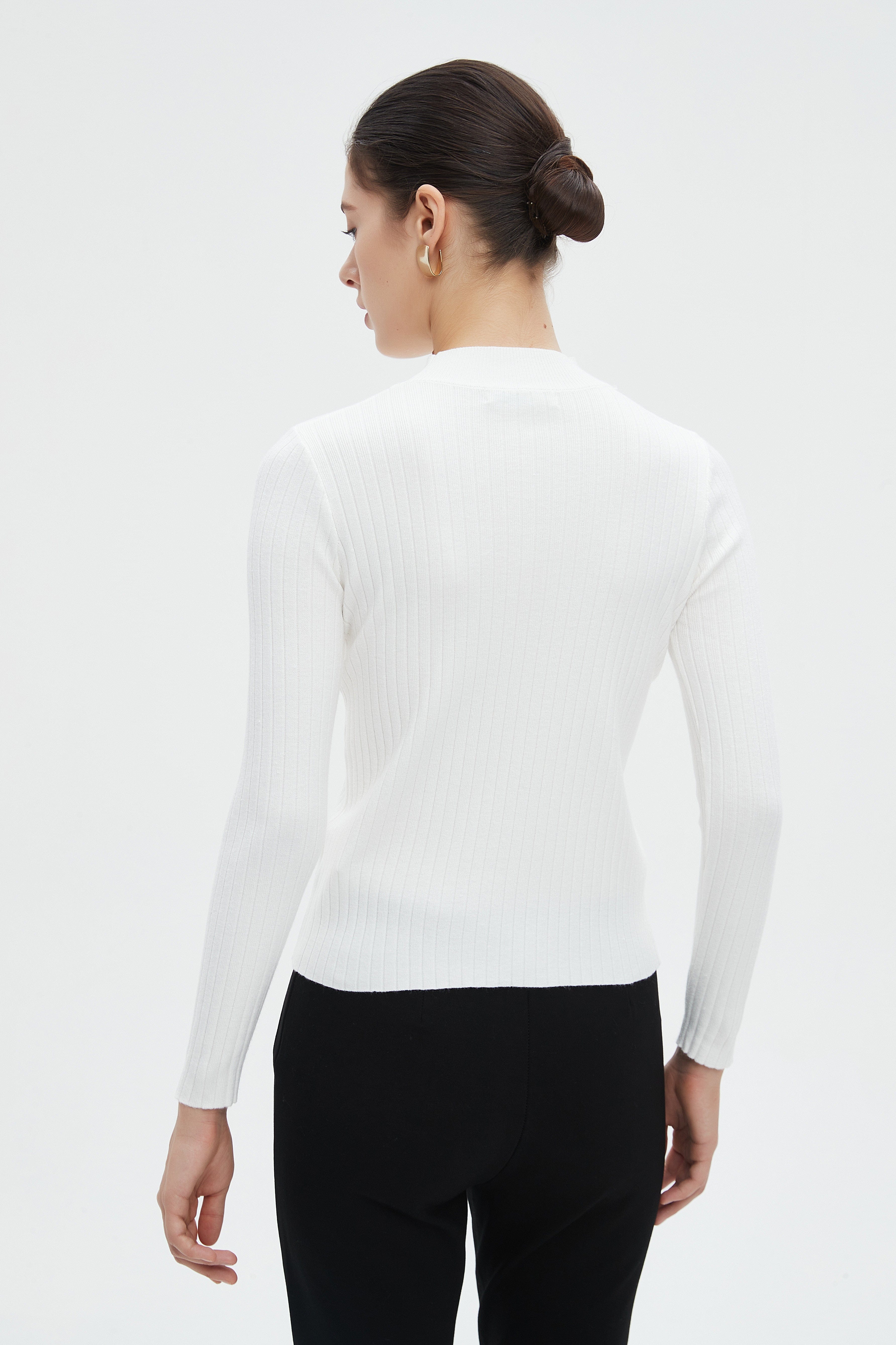 ميكا بلوزة نسائية شتوية بأكمام طويلة سادة