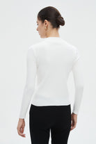 ميكا بلوزة نسائية شتوية بأكمام طويلة سادة