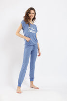 كارينا طقم بيجامة مخطط بلوزة نص كم وبنطلون أزرق غامق