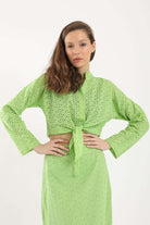 قميص برباط أمامي كم طويل نسائي