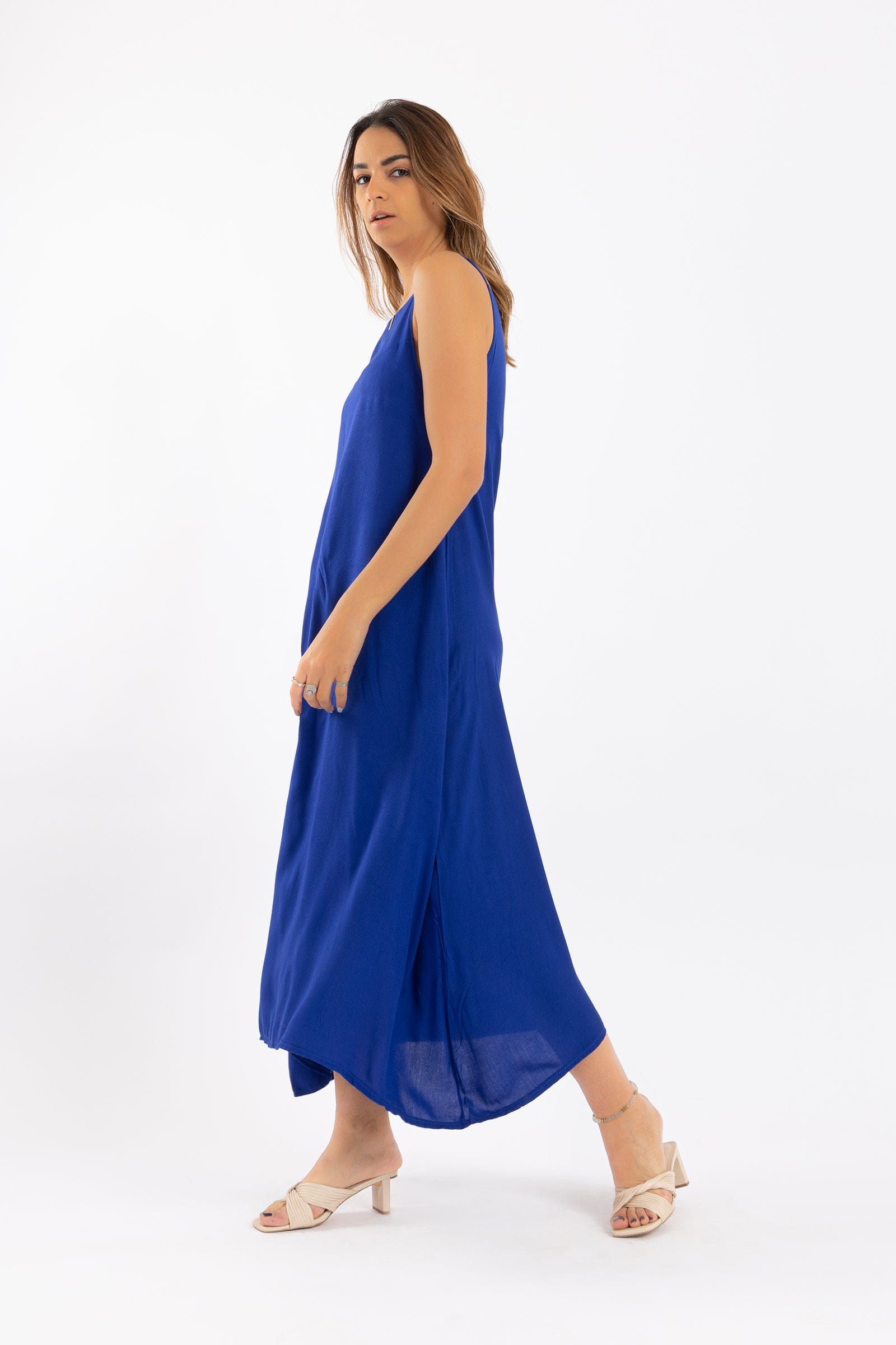 كارينا فستان سادة حمالات واسع نسائي