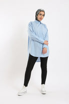 كارينا قميص سادة بأزرار أمامية واسع كم طويل نسائي