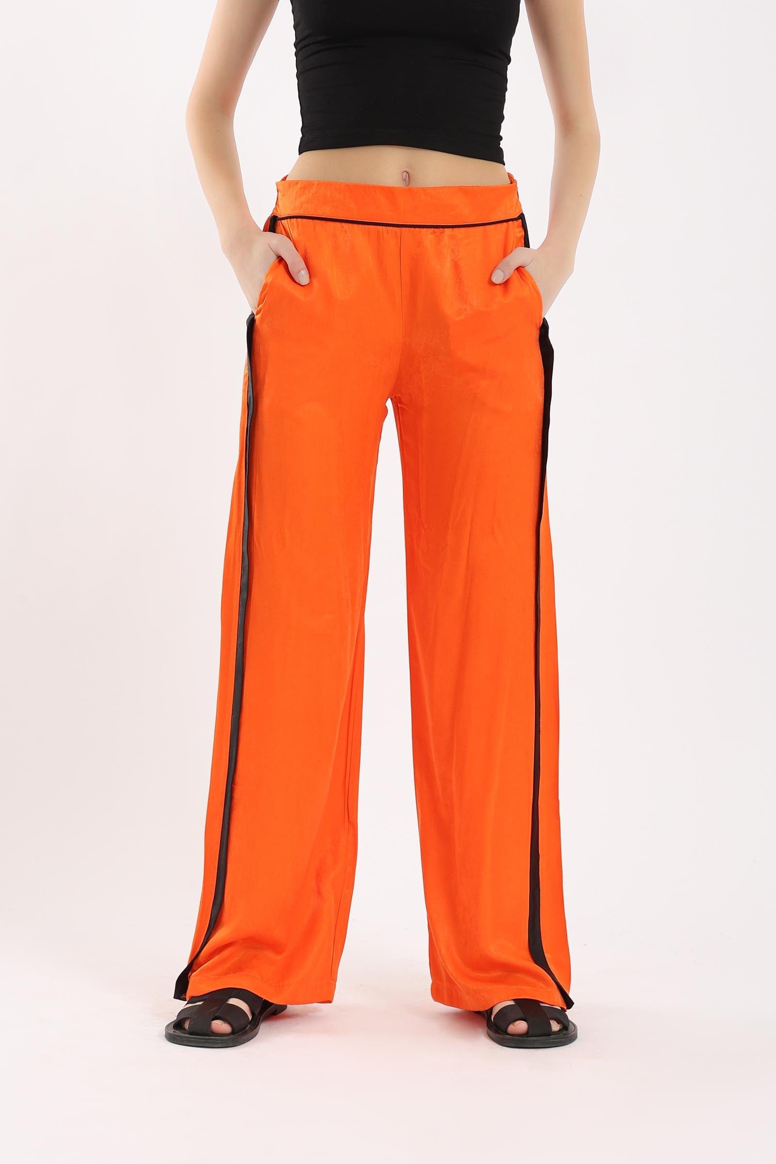 كارينا بنطال وايد ليج باللون البرتقالي طوي سادة برتقالي