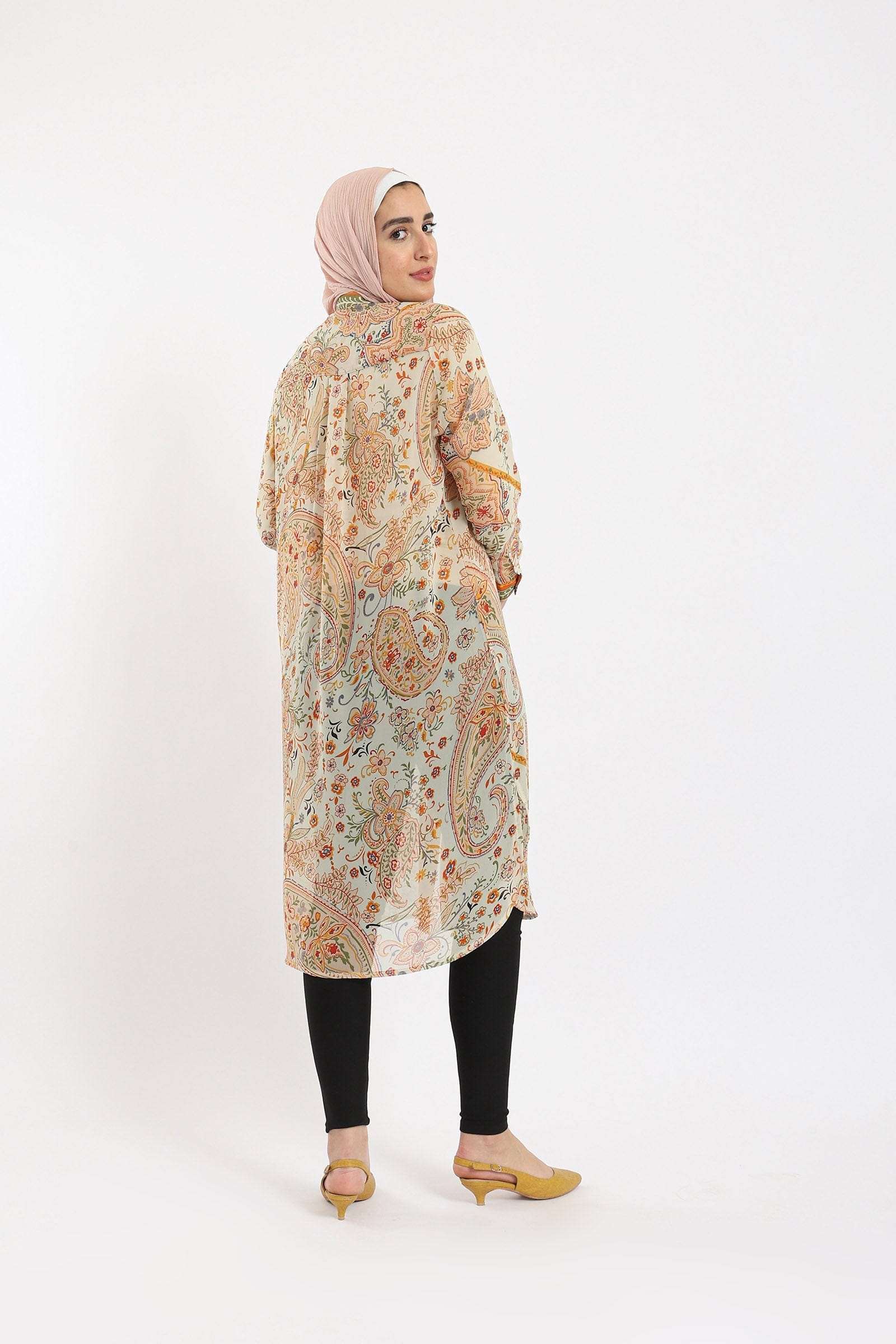 كارينا فستان منقوش كم طويل مطرز من الأمام نسائي ملون