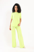 كارينا بلوزة سادة نص كم نسائي