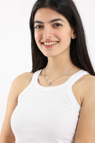 كارينا توب حمالة مضلع بقصة ضيقة