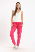 كارينا بلوزة بدون أكمام بفتحة رقبة على شكل V بدون أكمام