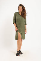 كارينا فستان قميص بفتحة مخفية بأكمام 3/4