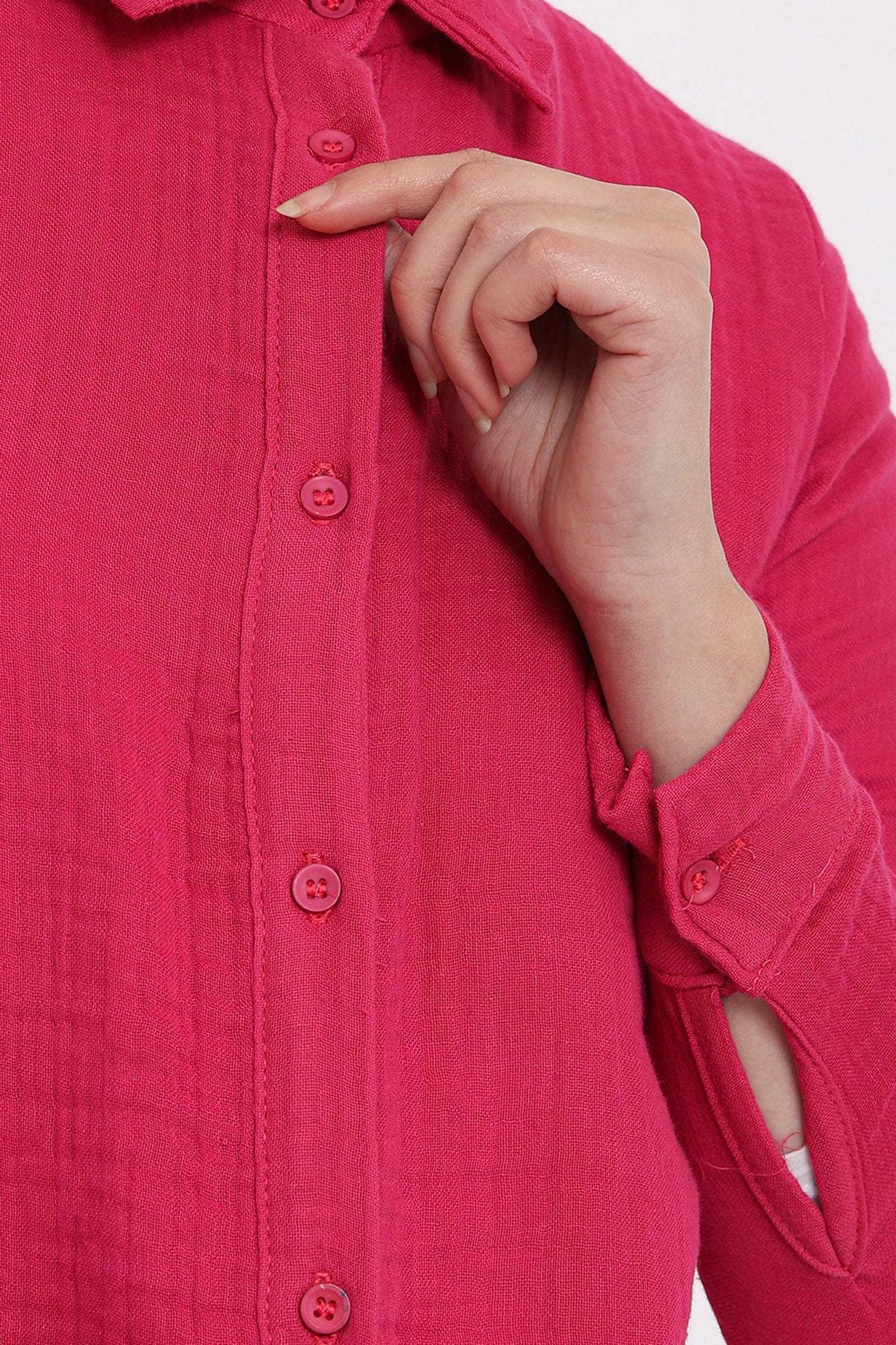 قميص واسع سادة بأزرار أمامية نسائي