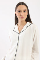 كارينا طقم بيجامة بلوزة كم طويل وبنطلون سادة