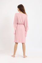 كارينا روب مزين بالدانتيل نص كم