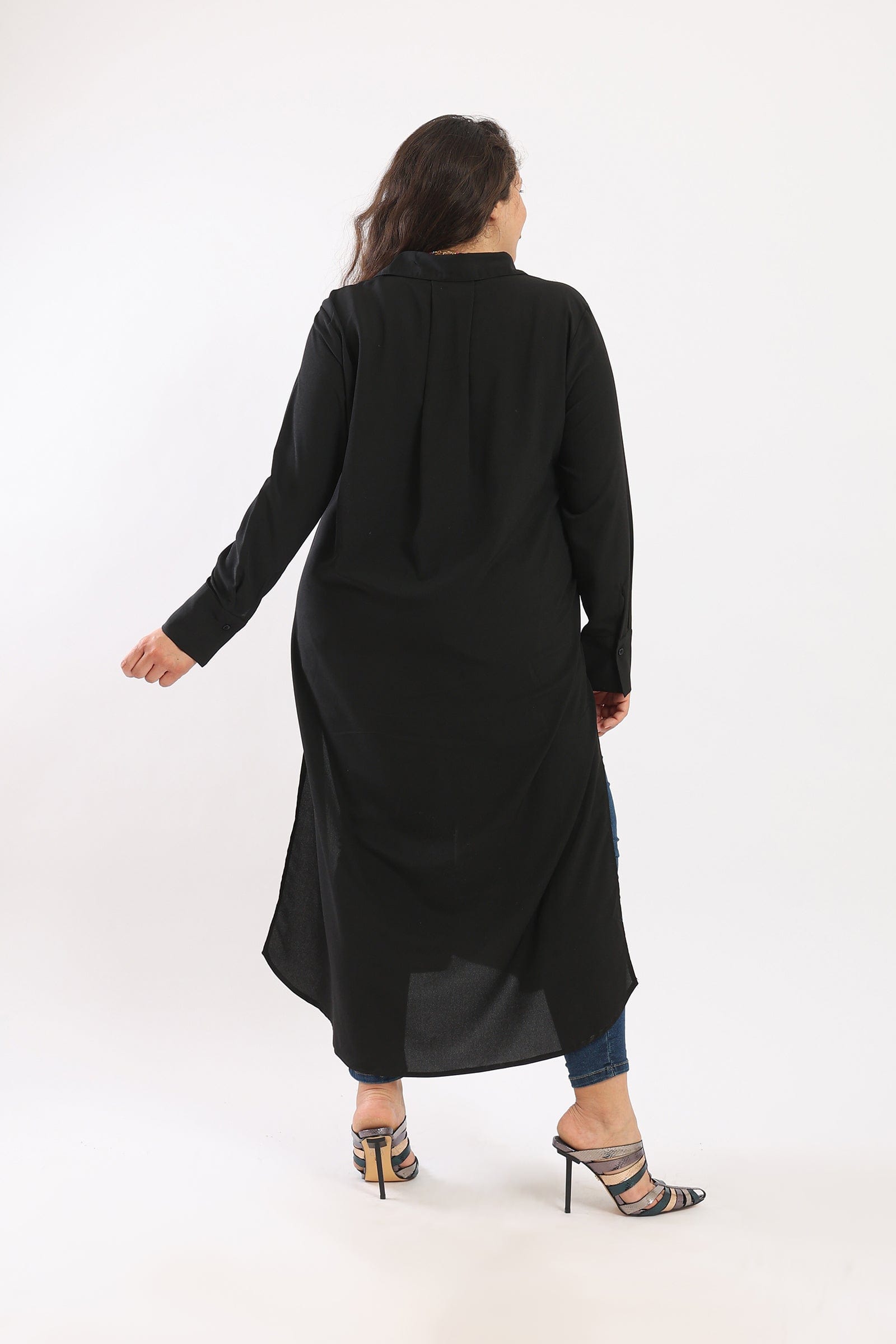 كارينا قميص طويل سادة بقصة ضيقة كم طويل