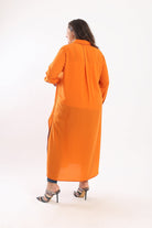 كارينا قميص طويل سادة بقصة ضيقة كم طويل