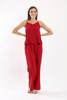 كارينا طقم بيجامة بلوزة حمالات وبنطلون طويل وواسع