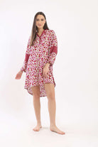 كارينا فستان نوم نسائي مزهر طويل من الخلف ملون