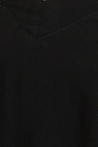 كارينا طقم بيجامة بلوزة وبنطلون بفتحة رقبة على شكل V