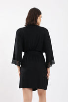 كارينا روب سادة قصير مع حزام الخصر