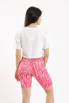 كارينا طقم بيجامة شورت منقوش وتيشيرت بطبعة أبيض