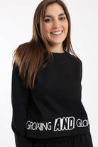 كارينا طقم بيجامة شتوي تيشيرت بطبعة كم طويل وبنطلون