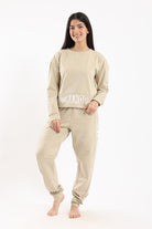 كارينا طقم بيجامة شتوي تيشيرت بطبعة كم طويل وبنطلون