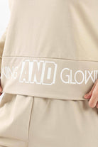 كارينا طقم بيجامة شتوي تيشيرت بطبعة كم طويل وبنطلون