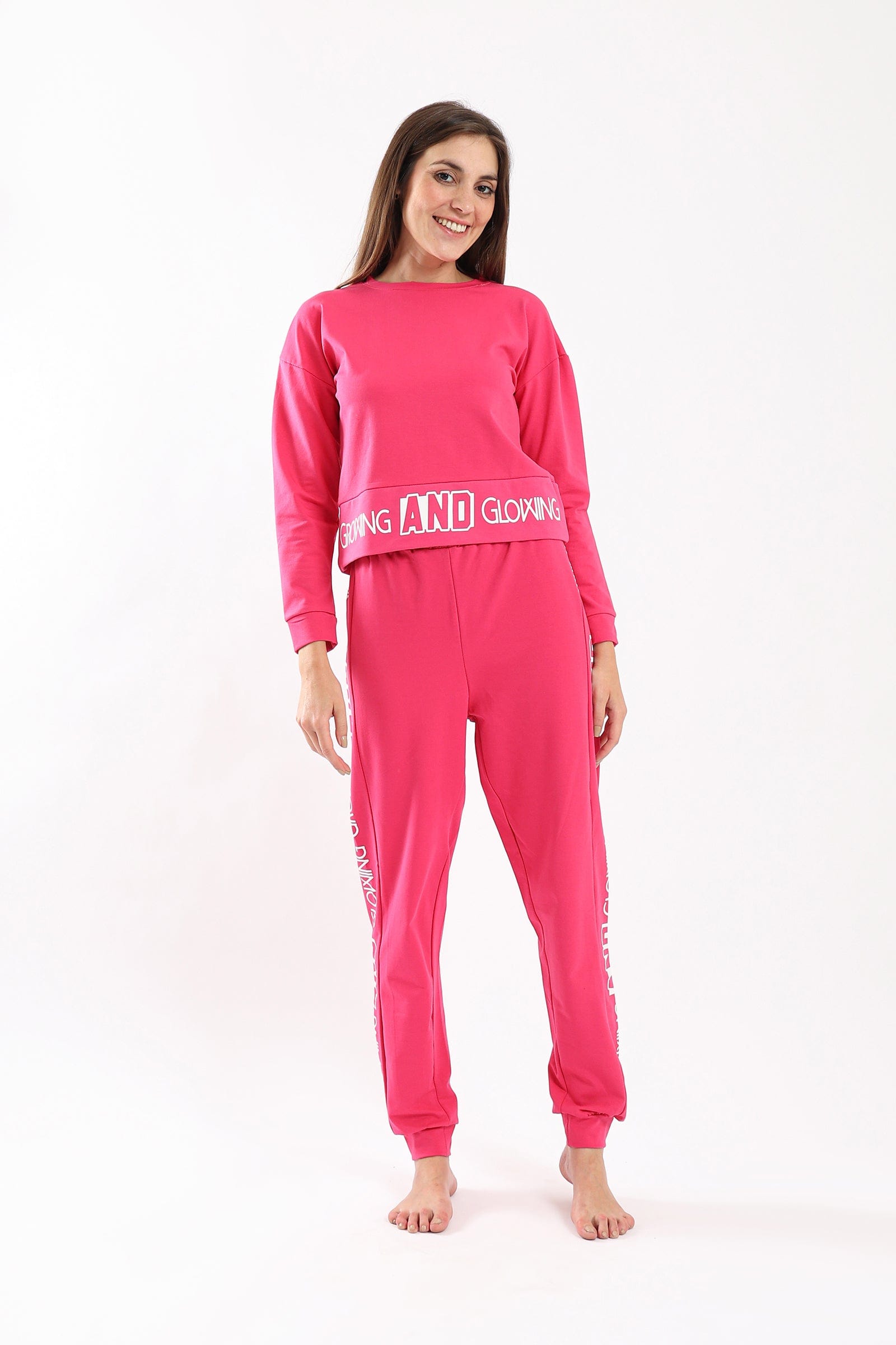 كارينا طقم بيجامة شتوي تيشيرت بطبعة كم طويل وبنطلون