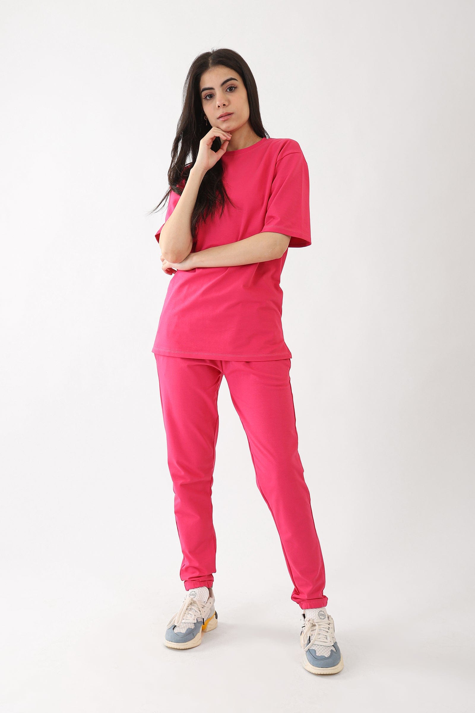 كارينا طقم بيجامة منزل مرن تيشيرت نص كم سادة وبنطلون