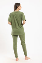 كارينا بيجامة تيشيرت نص كم وبنطلون بأسورة نسائي