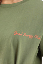 كارينا بيجامة تيشيرت نص كم وبنطلون بأسورة نسائي